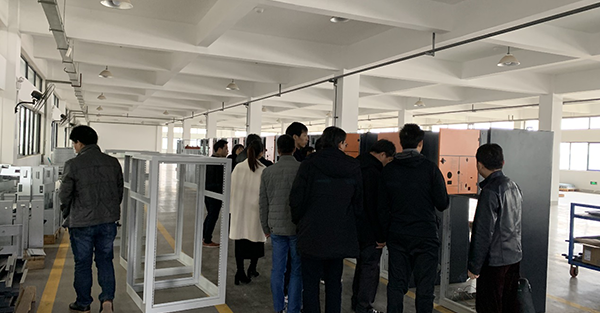 湖南宜章客戶來(lái)漢參觀考察